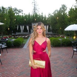 Meet your Posher, Sofia